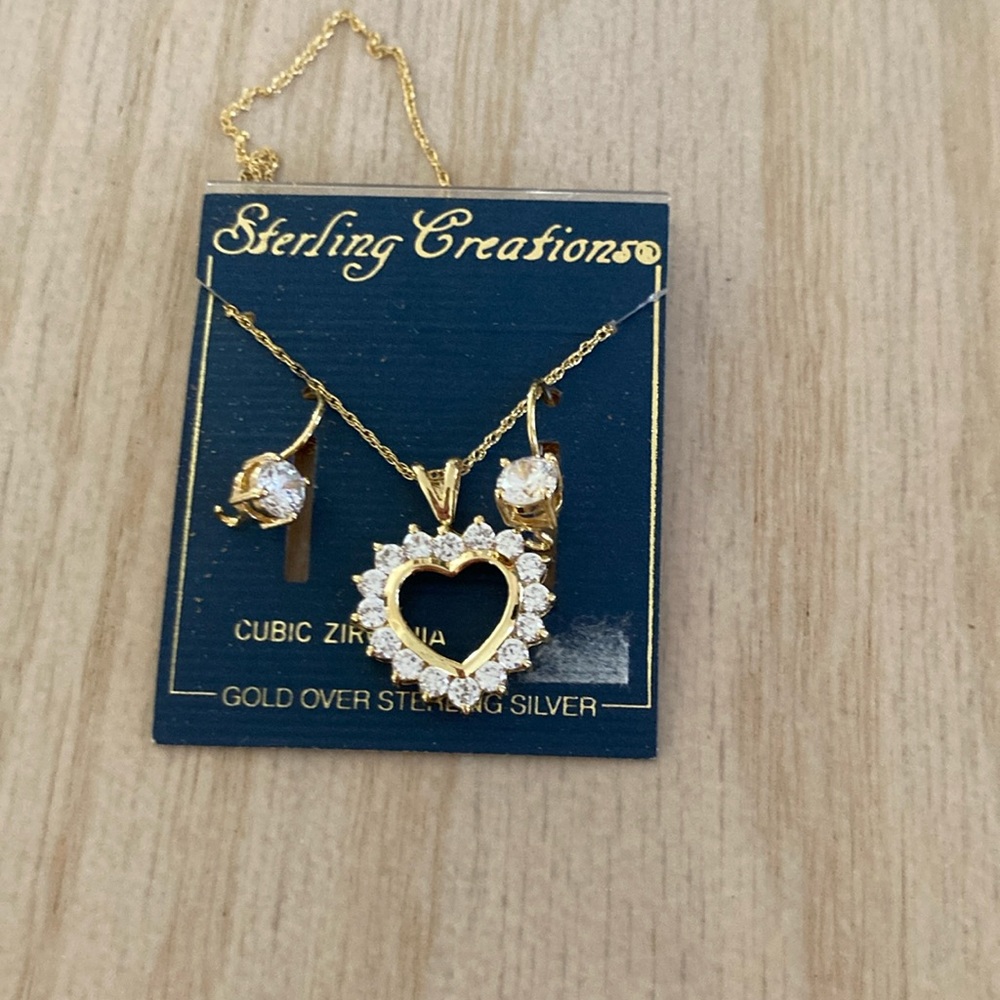 NWT Cubic Zirconia heart necklace and earrings